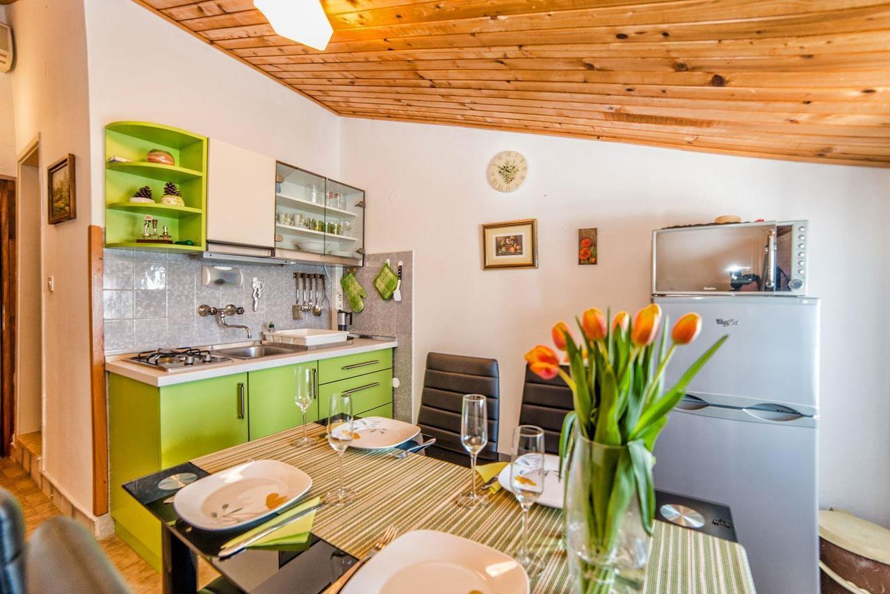 Apartments And Rooms Ana Pomer 217 Extérieur photo